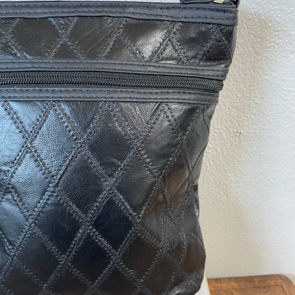 NWT Quilted Black Leather Crossbody Bag Vintage Diamond Stitch Shoulder Purse - Picture 3 of 16